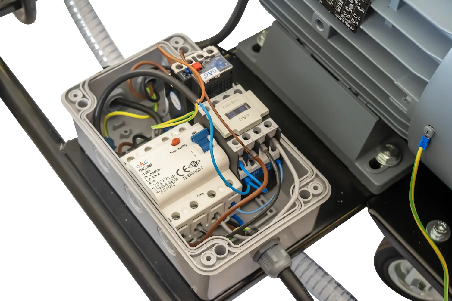 200 Bar Soğuk Yıkama Makinası 220 Volt Kaçak Akım Rölesi Güvenlik